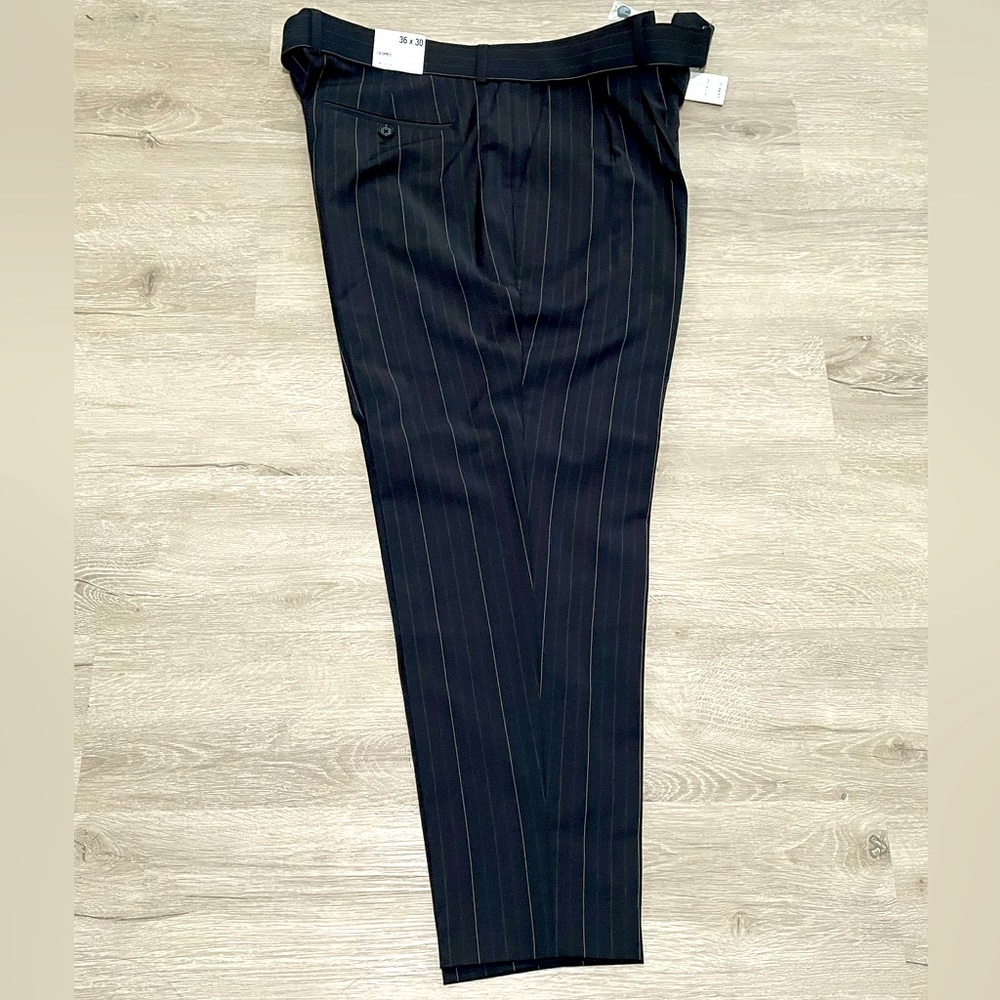 Express Men’s Cropped Slacks